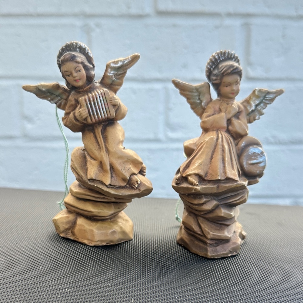 Vintage Italian Tan Resin-like material Angel Figurines Holiday Ornaments Set